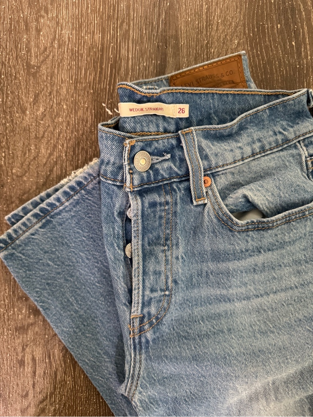 Levi's Wedgie Straight Jeans